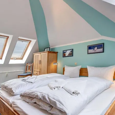 Appartement Schloss Hohenzollern 28 *